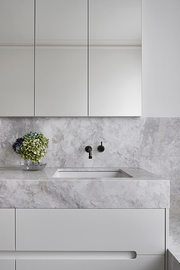 Lauren Tarrant Design CDK Stone Lorde White Calacatta Bianco Carrara Marble